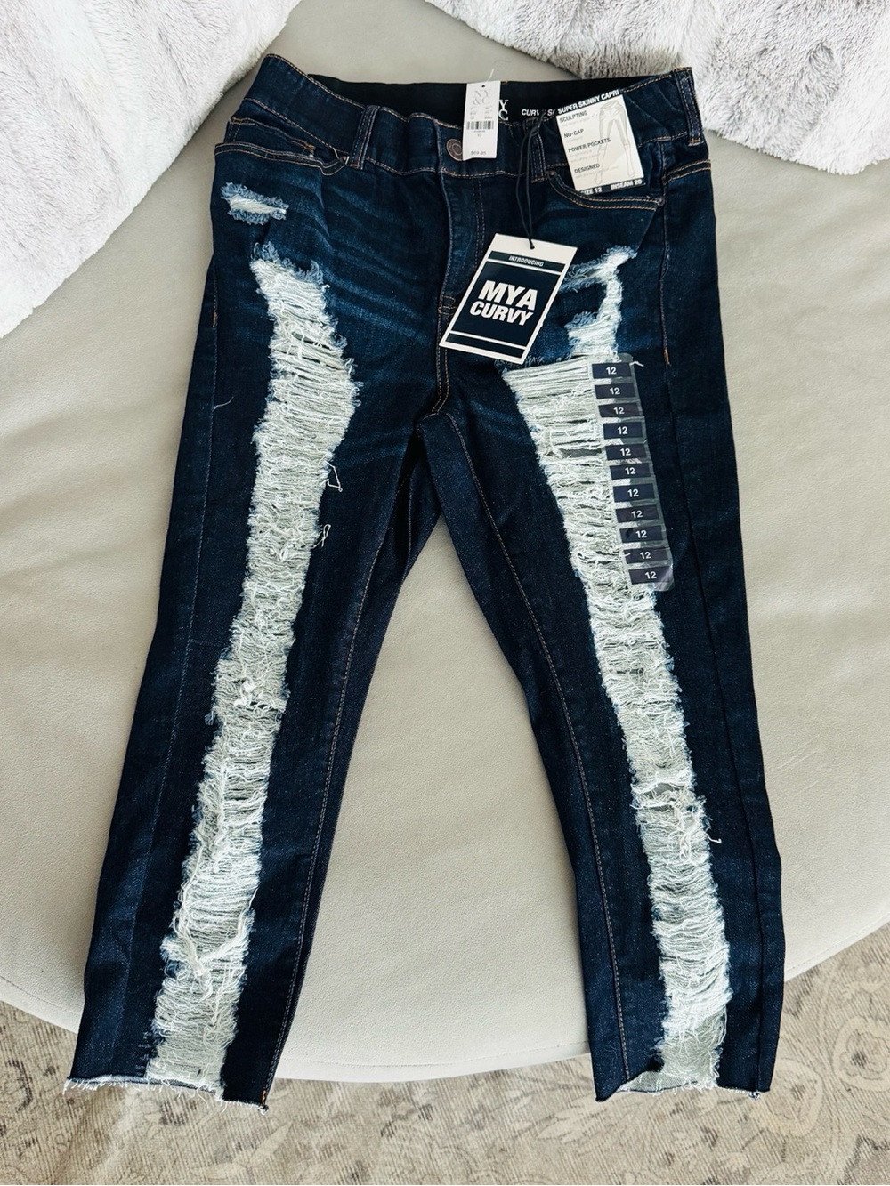 NY&C MYA Curvy Sculpting Super Skinny Capri Jeans NWT Size 12 Distressed Dark Wa